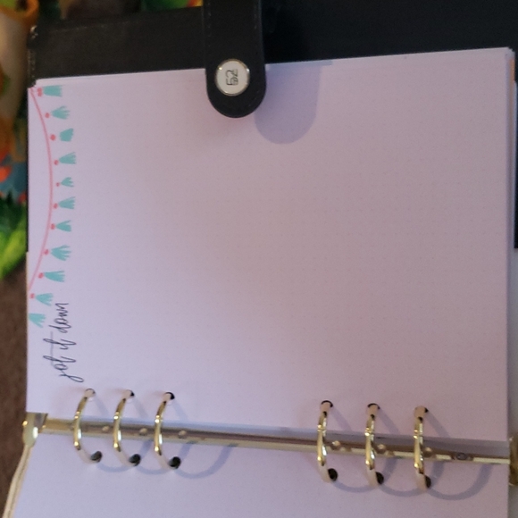 Agenda 52 Leopard 6 Ring Planner Binder - Picture 4 of 7